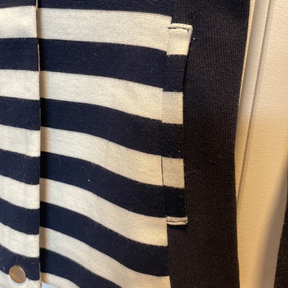 Navy and white knit striped blazer size small - Picture 5 of 6